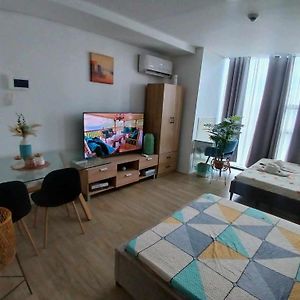 Your Home Near The City Life